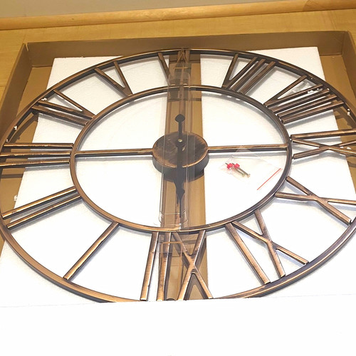 Large round metal - large,